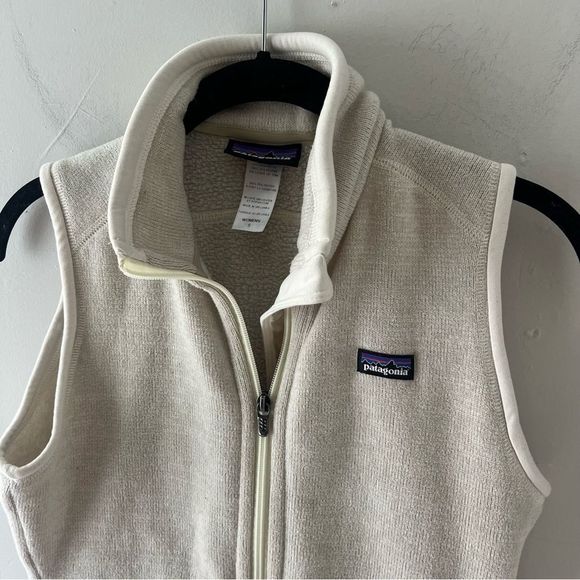 Patagonia Cream Vest - Picture 2 of 5